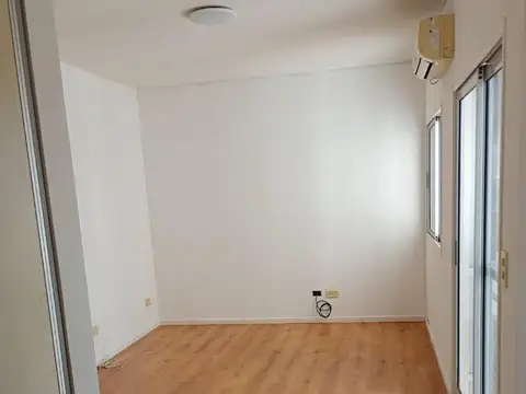 Monoambiente Apto Profesional -Alquiler- Av Diaz Velez 430