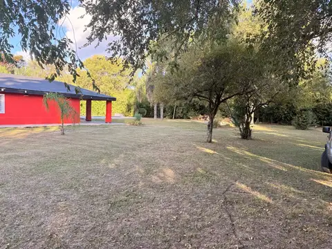 Casa con pileta y gran parque en lote de 1389 m²   departamento independiente | Posibilidad de sumar