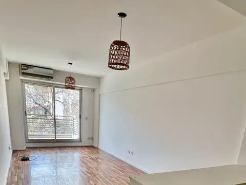 Departamento en Venta en Parque Chacabuco, USD 79.800