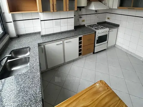 Departamento en Venta en Lanús Oeste, USD 115.000