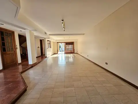Comandante Spurr 100