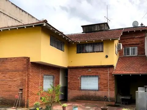 Casa en Alquiler en Adrogue, $ 2.000.000