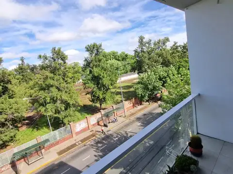 LINDO MONOAMBIENTE AMPLIO CON ESPECTACULAR VISTA A LA AGRONOMIA