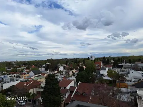 Intendente Witcomb 2600, Piso 7