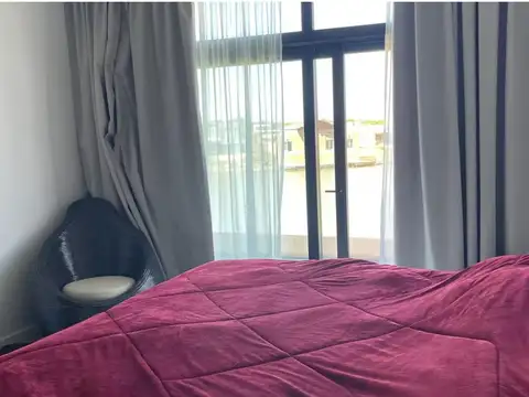 Casa en Alquiler 1 año