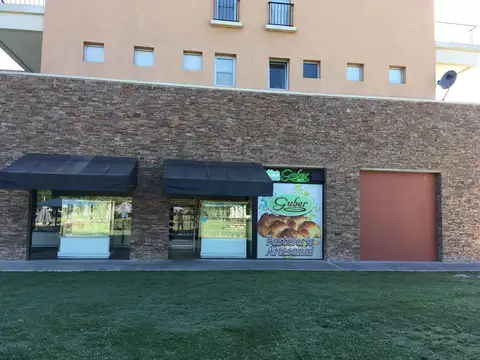 Local Pueblo Caamaño Con Renta