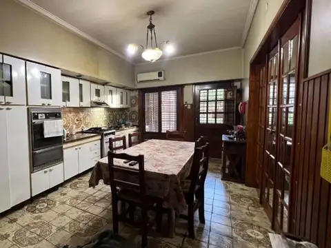 Casa en Venta en Lanus, USD 285.000