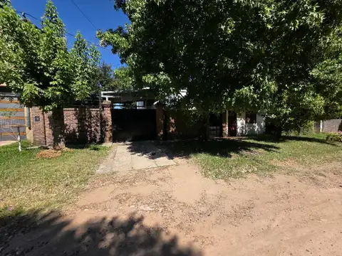 Vendo Casa con amplio patio en Concepción del Uruguay, Entre Ríos