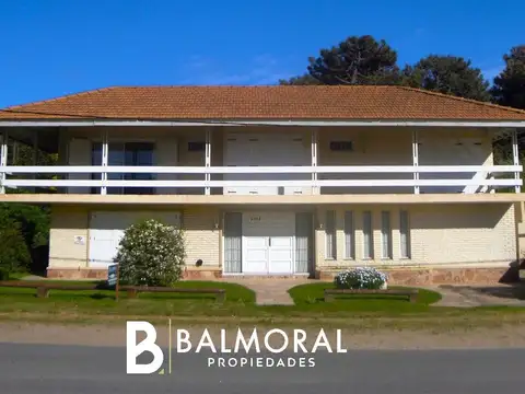 Casa en Alquiler - Zona Lasalle / REF: 8844