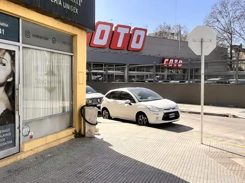 LOCAL EN ESQUINA FRTE A COTO 50 M2 + 20M2 SOTANO IDEAL PILATES - YOGA - ESTETICA - MAXIQUIOSCO - ETC.