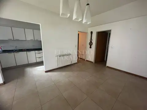 Casa en Alquiler en Barrio Parque Leloir, USD 1.800