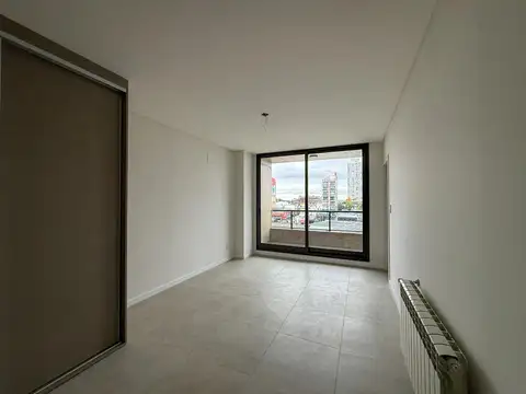 Alquiler mmonoambiente con balcón en edificio Ana de Fundar, Lisandro de la Torre, Rosario
