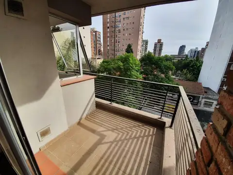 Departamento en Alquiler en Lanús Oeste, $ 700.000