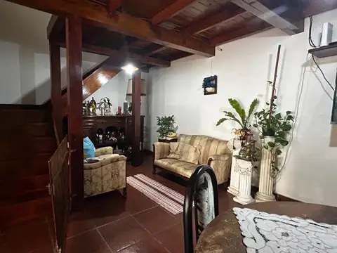 Casa 4 ambientes con 3 baños