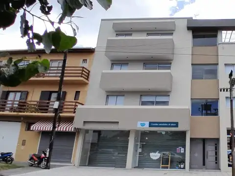Sarmiento 100, Piso 1°