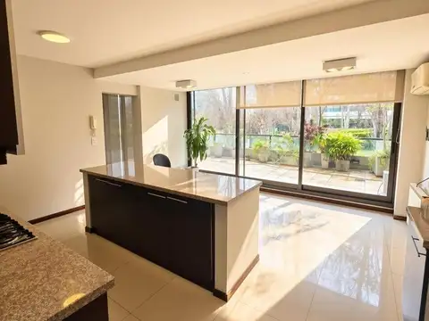 Departamento 6 ambientes con 3 baños