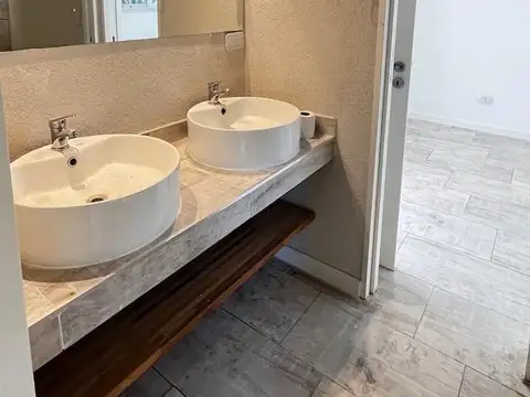 Casa en Alquiler de 4 dormitorios