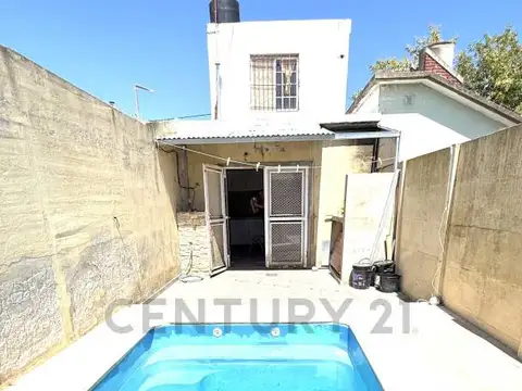 PH CON PATIO Y PISCINA EN ZONA TRANQUILA - VENADO TUERTO