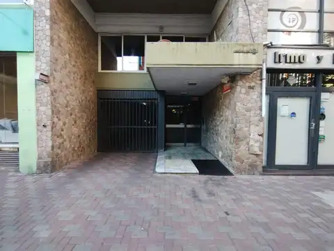 Cochera en alquiler  en Peatonal San  Martín