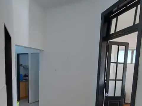 Oficina en Alquiler al Norte