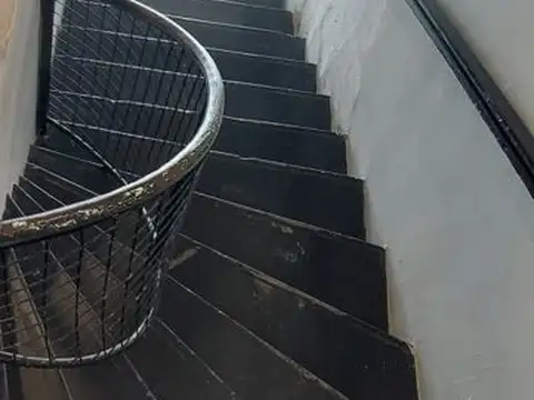 Avda Rivadavia 14500, Piso 1