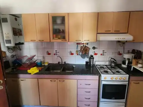 Departamento 4 ambientes con 2 baños