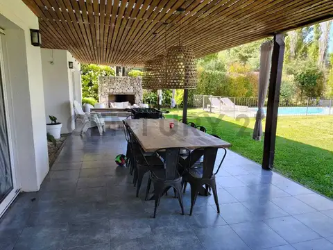 La Plata 3200, Piso 0