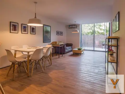 Dúplex en venta - 2 Dormitorios 3 Baños - Cochera - 124Mts2 - Moreno
