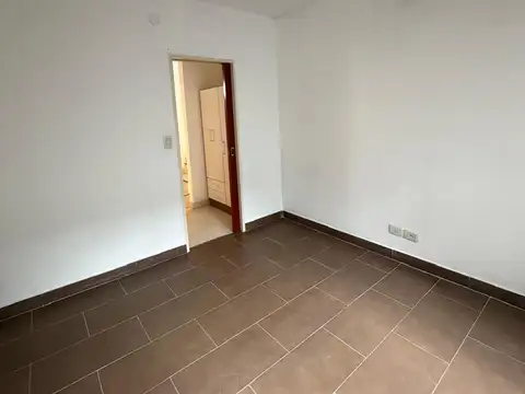 Departamento de DOS AMBIENTES al FRENTE
