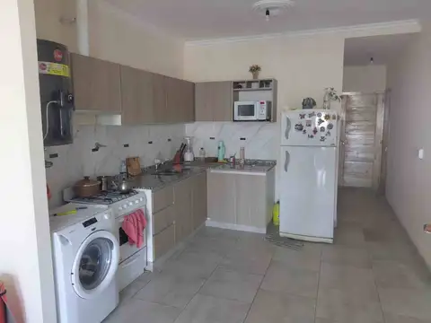 Departamento 3 ambientes con 1 baño