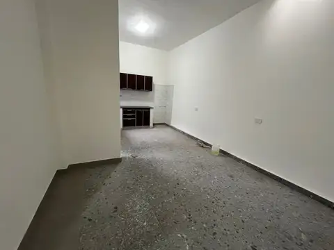Tipo casa 3 amb al fte. con cochera