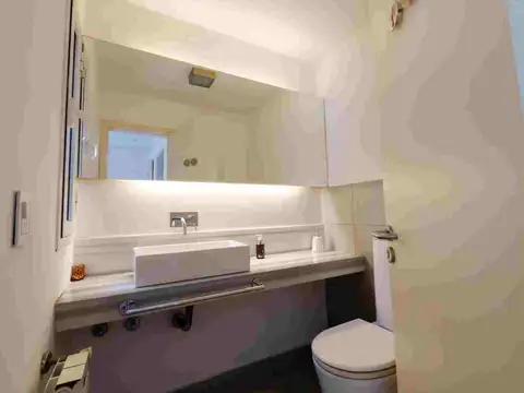 Casa 7 ambientes con 3 baños