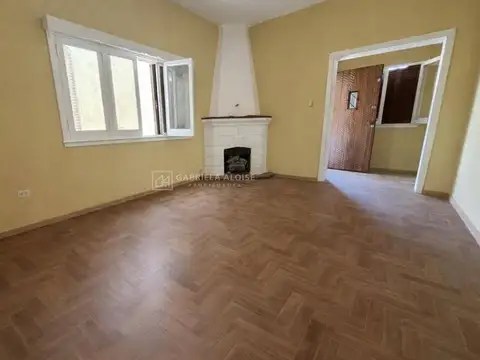 Casa en Venta en Villa Sarmiento, USD 108.000