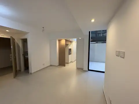 Avenida General Paz 12400, Piso 1