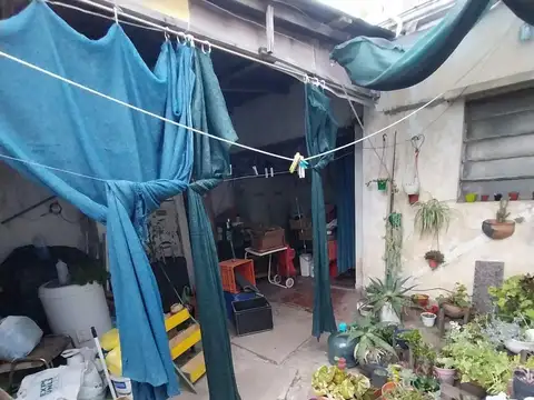 Depto Tipo Casa en Venta 60 años