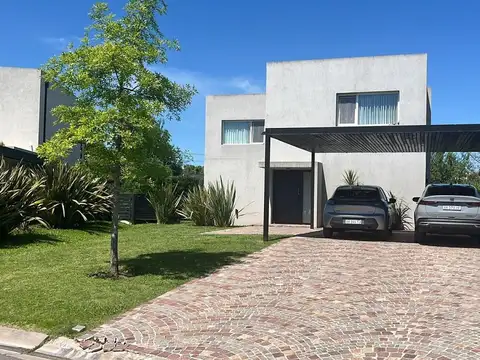 Casa en venta AYRES PLAZA