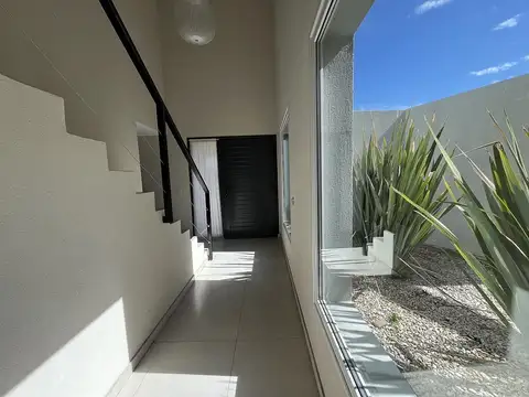 Casa en Venta en Countries y Barrios Cerrados en Pilar, USD 465.000