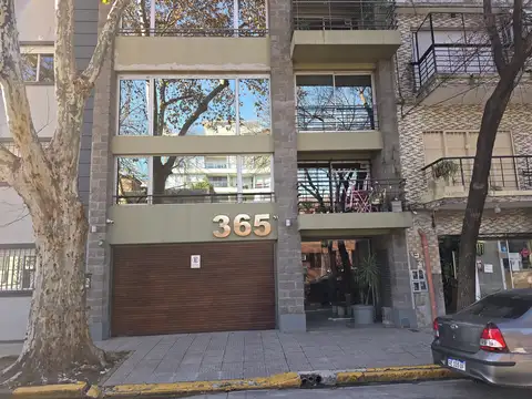 Depto Tipo Casa en Alquiler de 2 ambientes