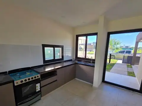 Casa en Venta en Yerba Buena, USD 185.000