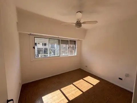 Departamento en Alquiler en Villa Ballester, $ 800.000