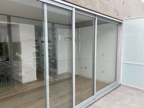 Departamento en Alquiler en Parque Chas, $ 650.000