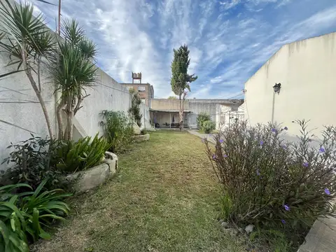 Depto Tipo Casa en Venta en La Plata, USD 105.000