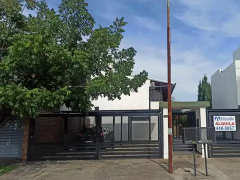 EN VENTA COMPLEJO EN FUNES 4 DEPARTAMENTOS 3 COCHERAS Y ESPACIOS COMUNES IDEAL INVERSORES