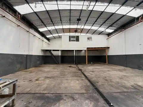 Galpon en Alquiler en Gregorio De Laferrere, $ 2.000.000