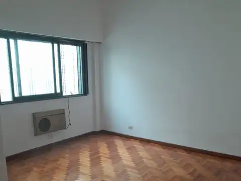 Alquiler casa  de 3 ambientes