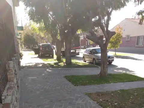 Casa en Venta en Lomas De Zamora, USD 210.000