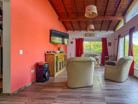 Venta casa 5 ambientes en Pl san carlos 4c del mar