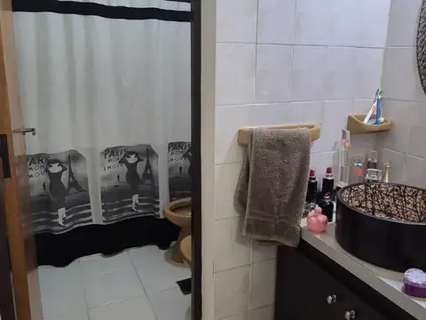 Casa en Venta en Neuquen, USD 200.000