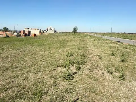 Terreno en Venta, FOS 70