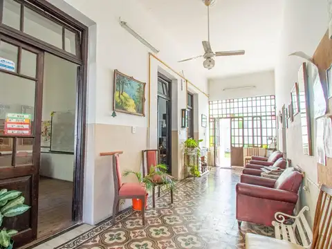 Avenida del Rosario  al 200